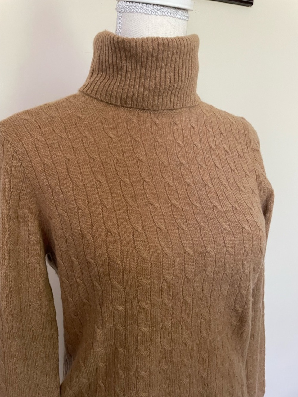 J Crew Size M Cashmere Turtleneck - Picture 2 of 9